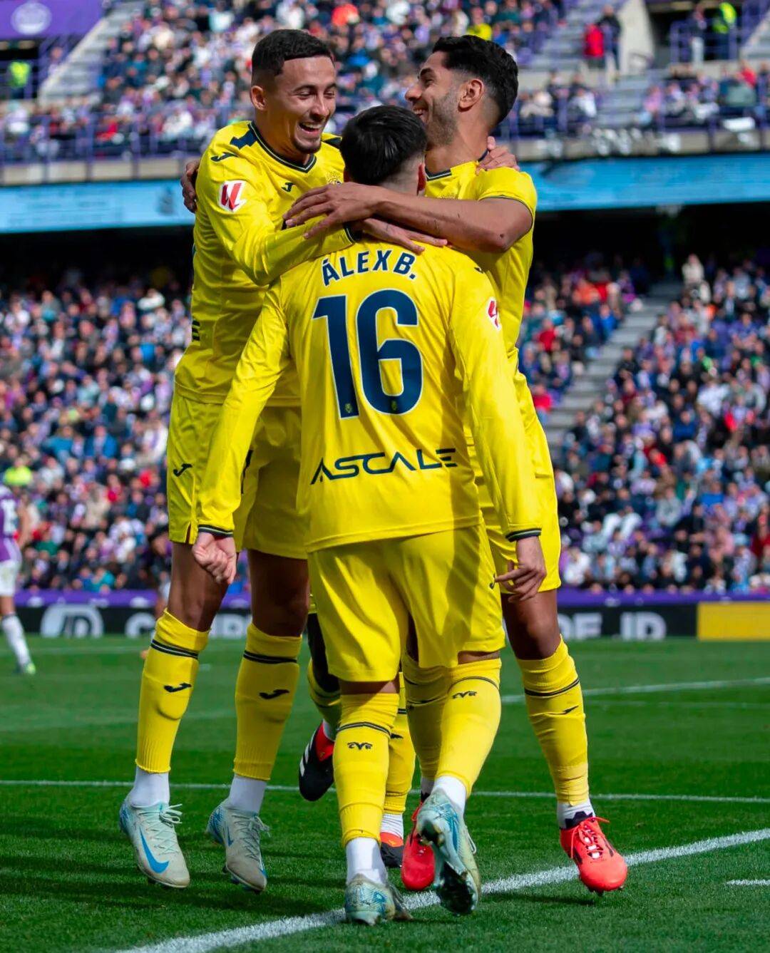 西甲劲旅逆袭成功，晋级欧冠半决赛()