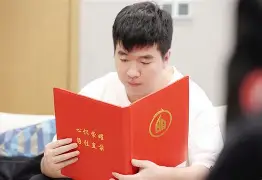 雄鹿主场不败纪录保住，对手难突破防线()