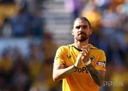 罗马队引进尤文图斯中场核心加强中场实力() 罗马队引进尤文图斯中场核心加强中场实力()