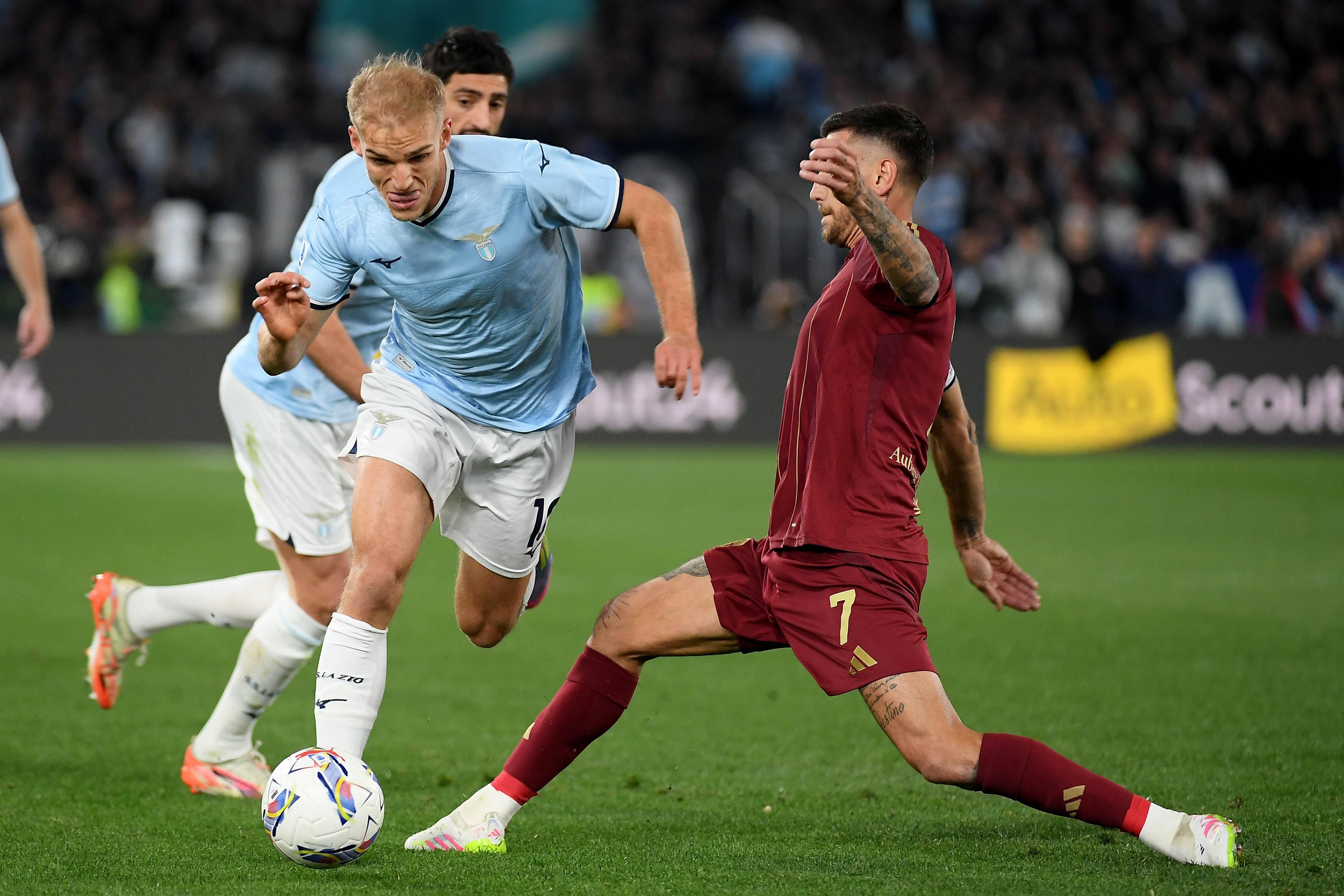 拉齐奥战胜佛罗伦萨在意甲保持胜利势头()