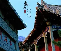 大连实德实力俱佳球场一览众山小()