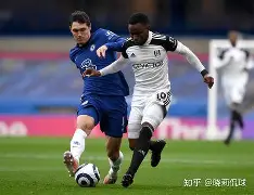 绿白球队以绝对实力巩固领先地位()