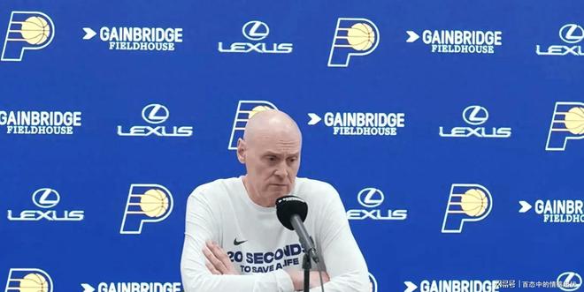 关键时刻冷静应对，球队壮志凌云()