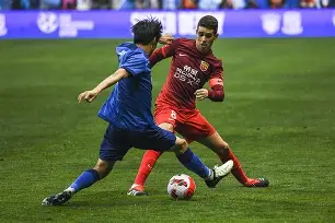 上海申花惊喜收获胜利，震撼瞩目战绩()